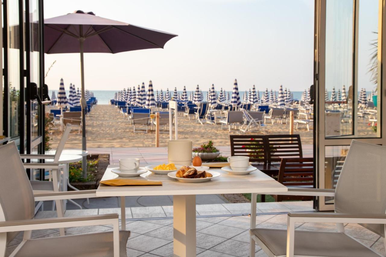 Hotel Telenia Jesolo Extérieur photo