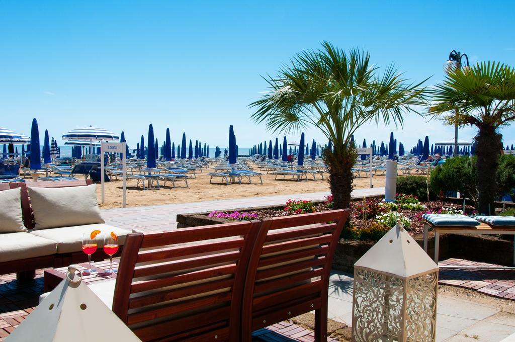 Hotel Telenia Jesolo Extérieur photo