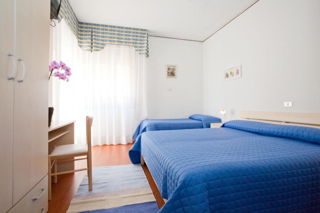 Hotel Telenia Jesolo Extérieur photo