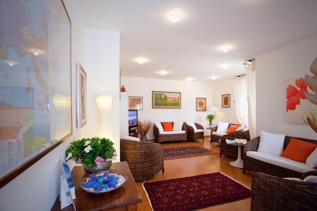 Hotel Telenia Jesolo Extérieur photo