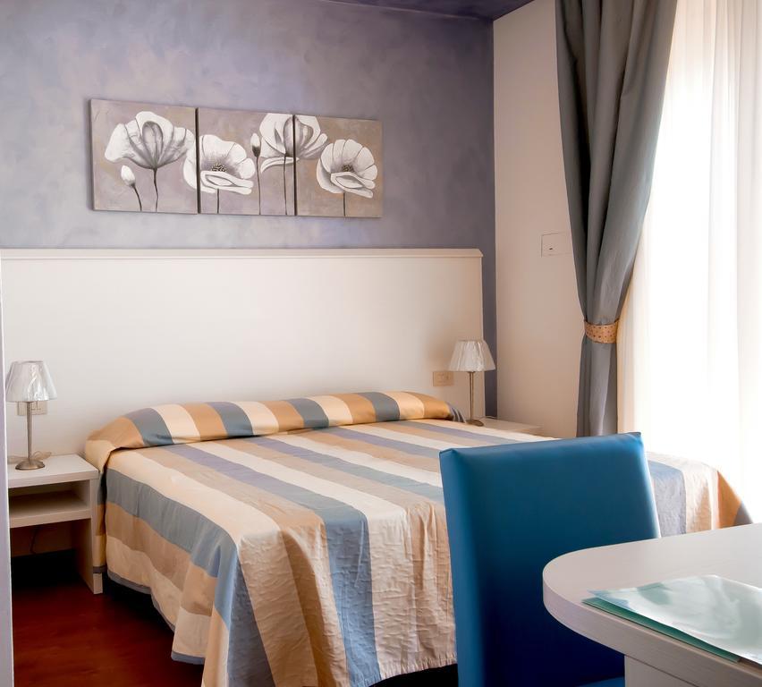 Hotel Telenia Jesolo Extérieur photo