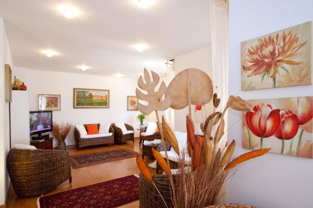 Hotel Telenia Jesolo Extérieur photo